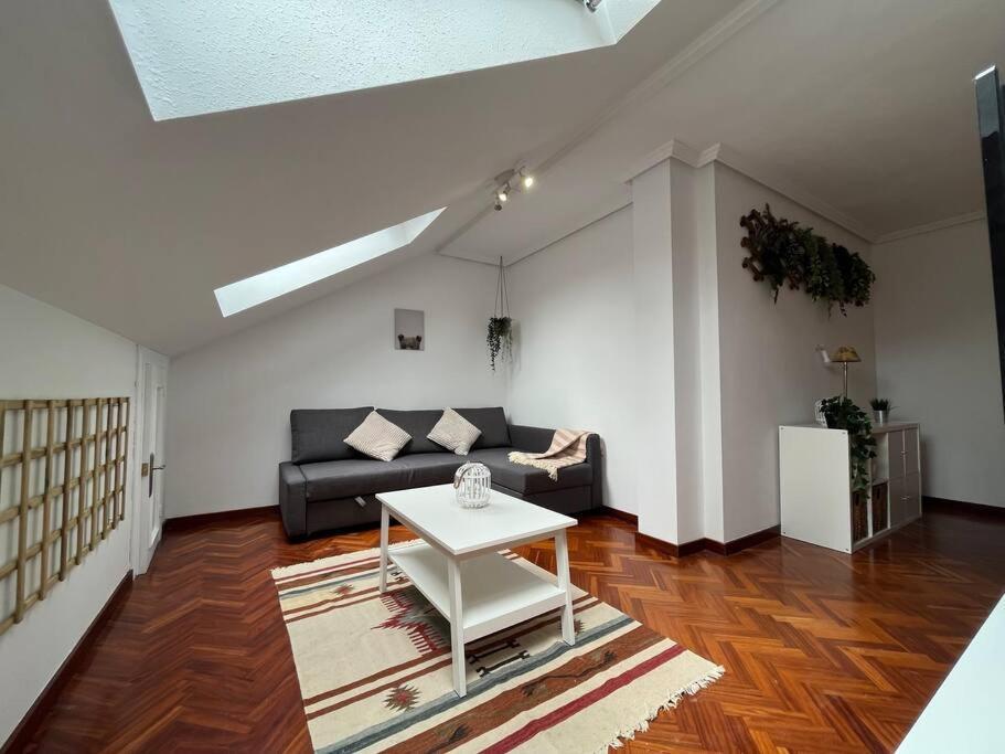 Apartamento El Fontan, Parking Gratuito Gijón Exteriör bild